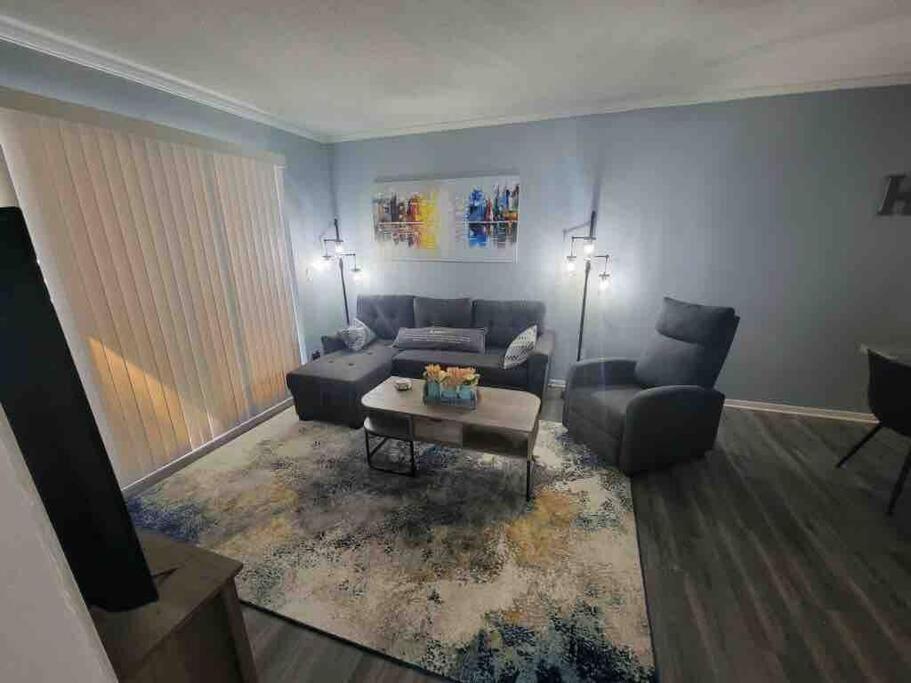 2022 Renovated 2-Bdrm Cozy, Lovely Condo W/Parking! Гілтон-Гед-Айленд Екстер'єр фото
