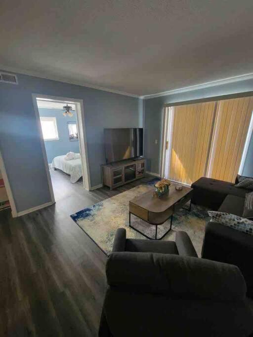 2022 Renovated 2-Bdrm Cozy, Lovely Condo W/Parking! Гілтон-Гед-Айленд Екстер'єр фото