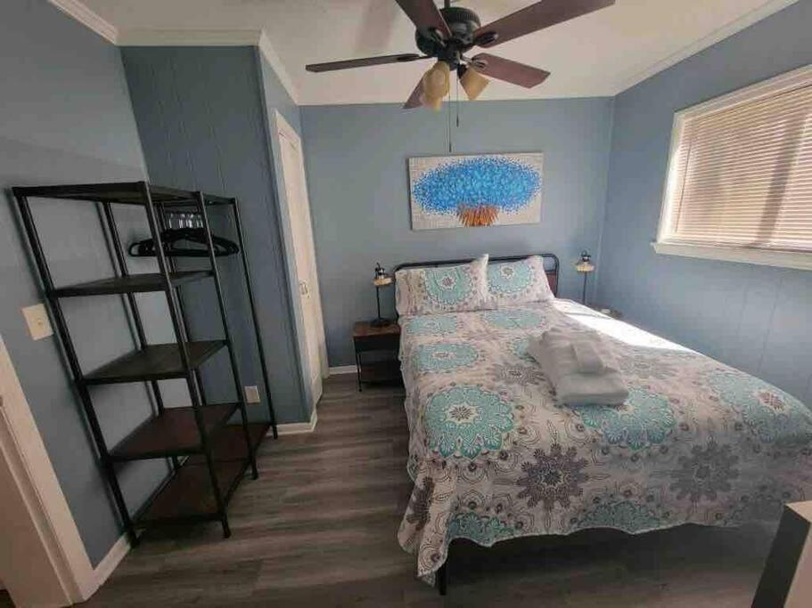 2022 Renovated 2-Bdrm Cozy, Lovely Condo W/Parking! Гілтон-Гед-Айленд Екстер'єр фото