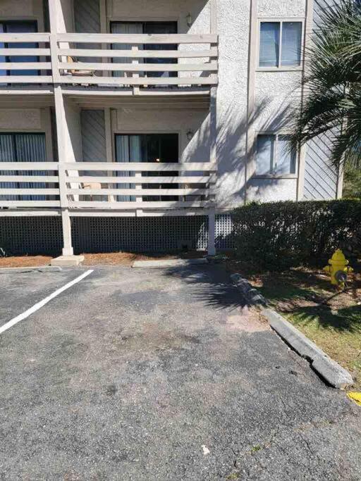 2022 Renovated 2-Bdrm Cozy, Lovely Condo W/Parking! Гілтон-Гед-Айленд Екстер'єр фото