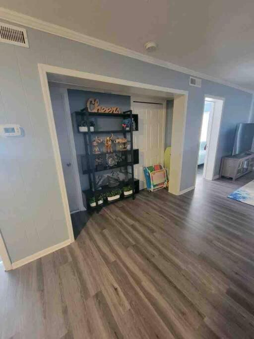 2022 Renovated 2-Bdrm Cozy, Lovely Condo W/Parking! Гілтон-Гед-Айленд Екстер'єр фото