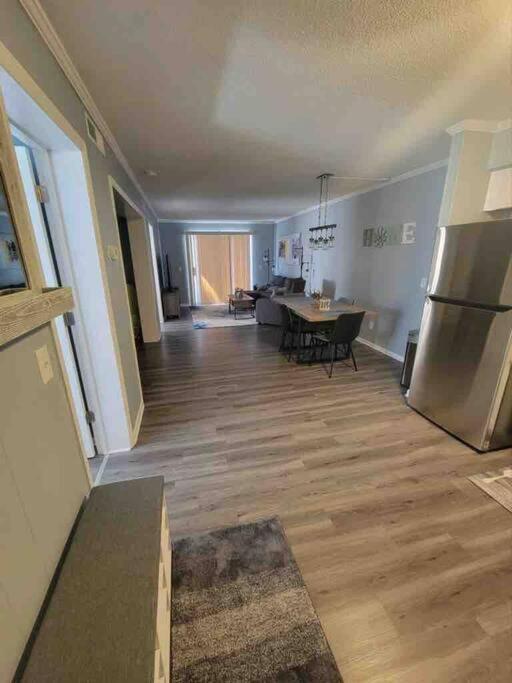 2022 Renovated 2-Bdrm Cozy, Lovely Condo W/Parking! Гілтон-Гед-Айленд Екстер'єр фото